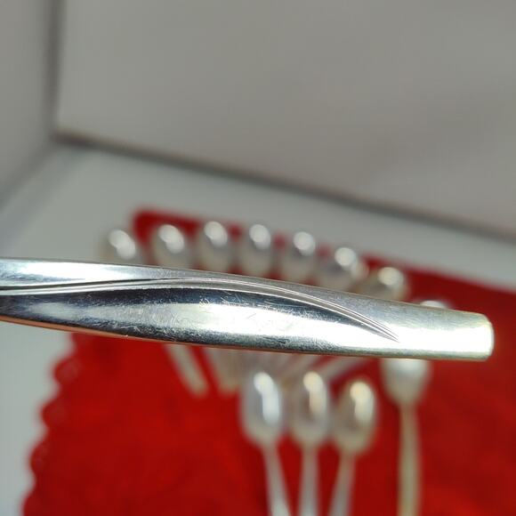 13X Tbsp Tsp WM Rogers Silverplate 1960 MCM Sea Spray Flatware Table TeaSpoons - Picture 1 of 9